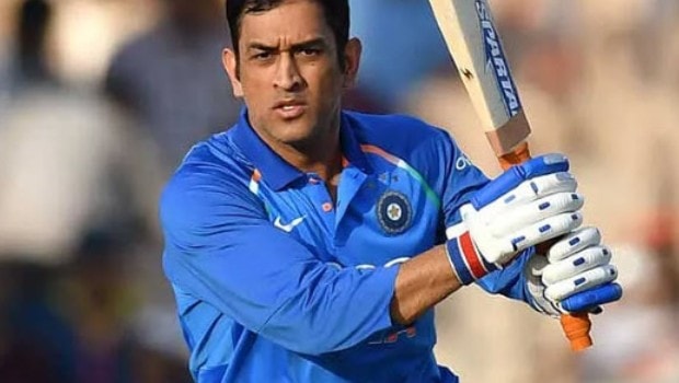 MS-Dhoni-min