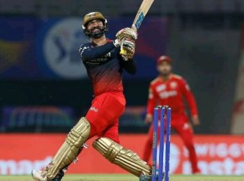 IPL 2022: Coach told me he will be holding me back - Dinesh Karthik after win against KKR